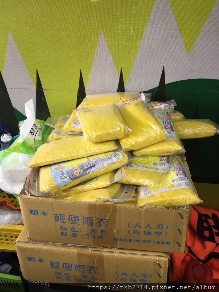 010_compressed.jpg 010_compressed.jpg