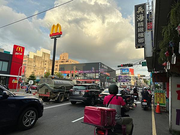 950  竹蓮莫蘭迪三房  正西大路  學區好房  屋況好免