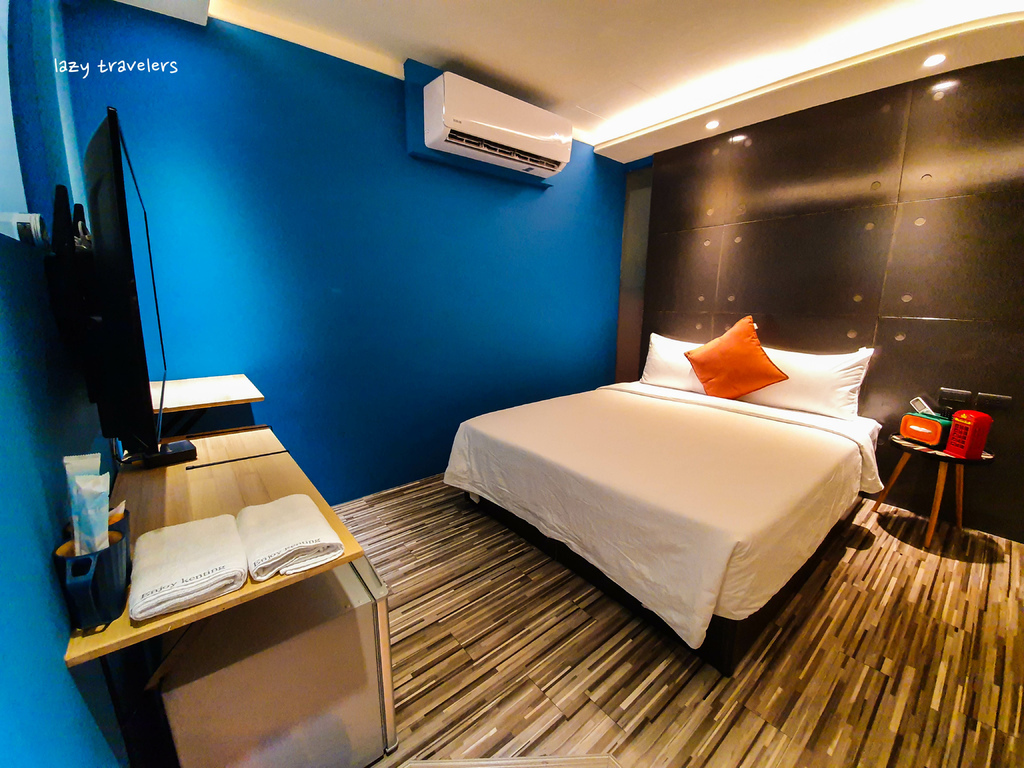 [心得] 屏東 墾丁大灣小舖 近大街的海景平價民宿