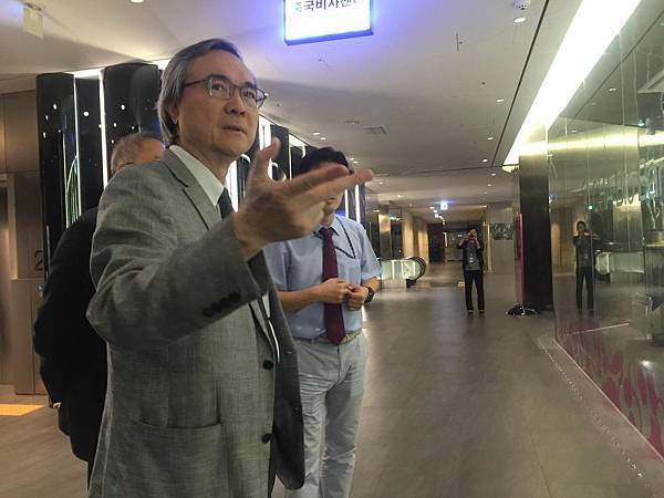 IMG_1210.JPG IMG_1210.JPG