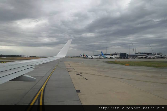 DSC01729 0905h Taxiing to Runway