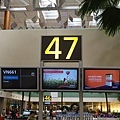 1531 DSC05556 Baggage Carousel.jpg