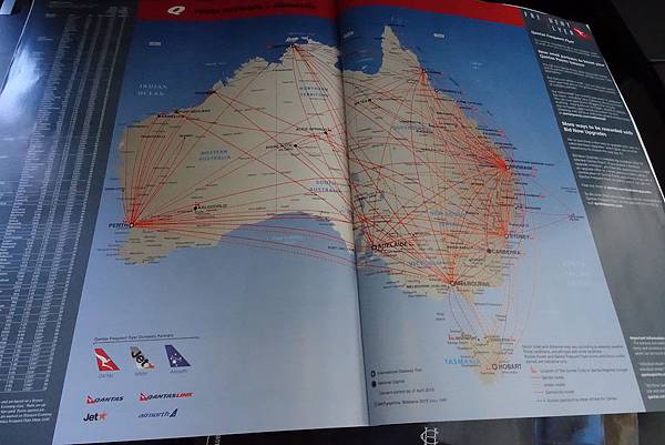 1352 DSC07592 Domestic Routes.JPG