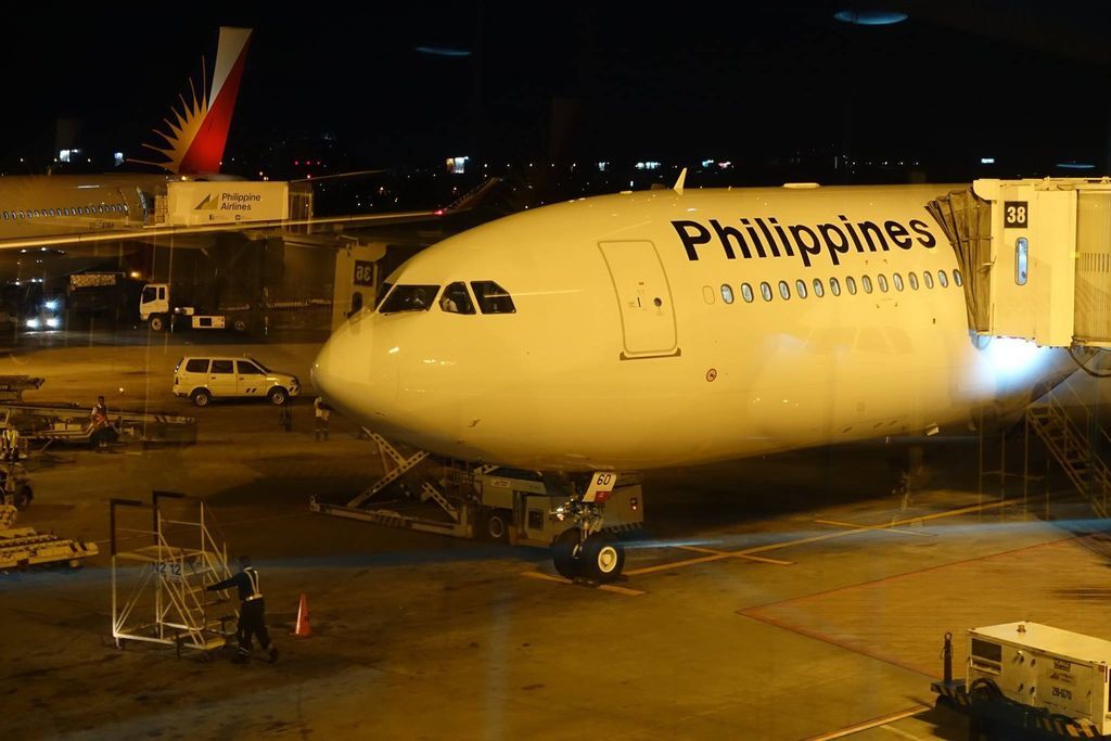 2039DSC00287 RP-C8764 PR211 MNL-SYD (Boarding Commenced)