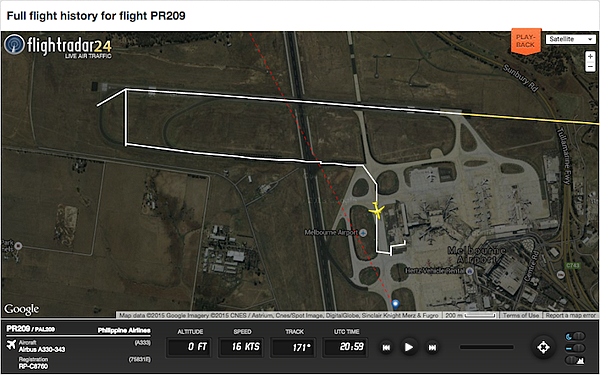 a0459Screen Shot 2015-08-02 at 6.10.32 pm Taxiing to Gate