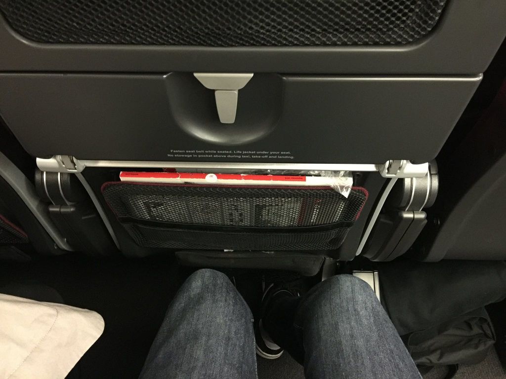  2048 IMG_7977 Legroom