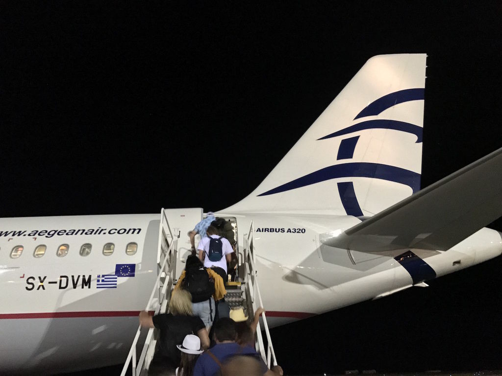 [分享] 201806 OA365 JTR-ATH 機場? 公車轉運站?