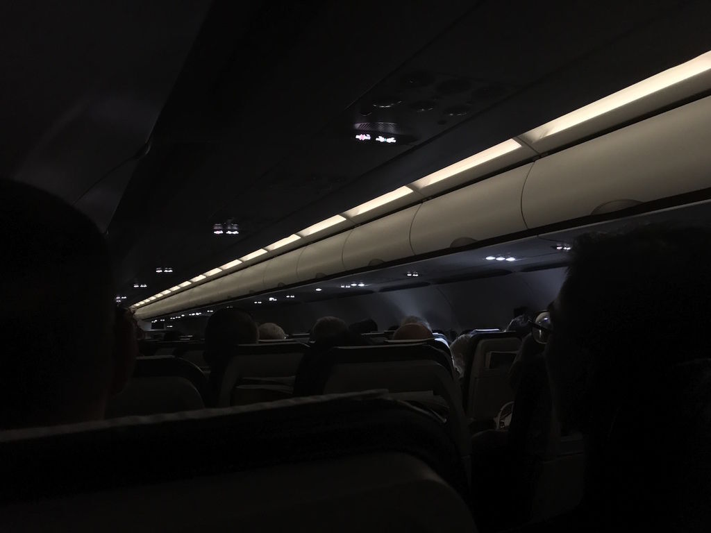 IMG_4228 2334h Lights Dimmed (2328 Signs On 2339 Crew be Seated 2342 Touch Down 2352 Arrived 0001 Disembarked).JPG