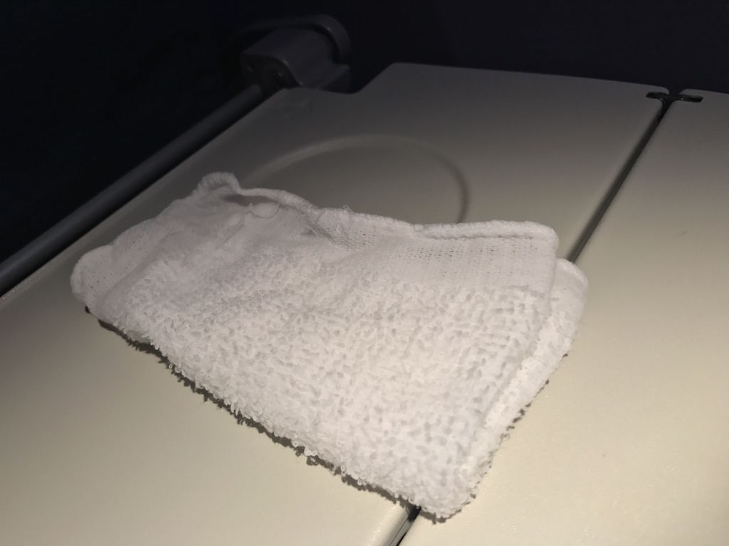 60 IMG_5100 0306h Hot Towel.JPG