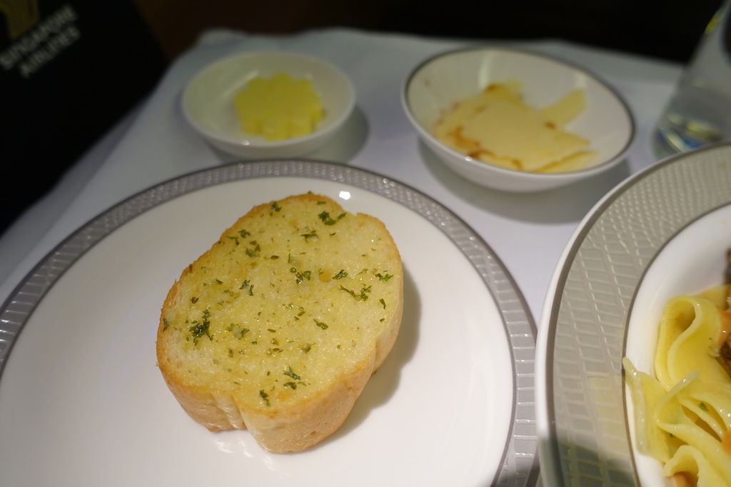 66 DSC02248 Garlic Bread.jpg