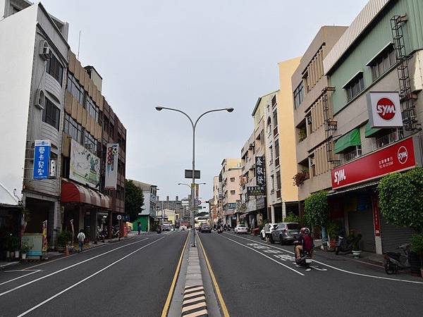約在今北忠街與崇安街間的忠義路三段附近.jpg 約在今北忠街與崇安街間的忠義路三段附近.jpg