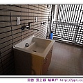 015-後陽台簡易洗手台.jpg