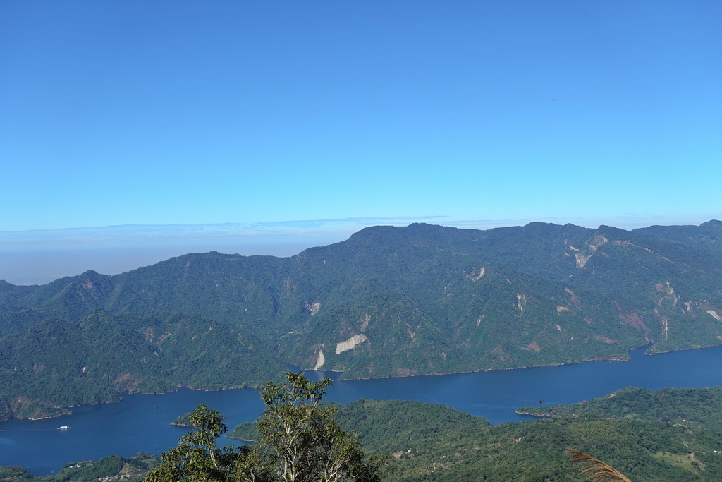 三腳南山、白馬亭、阿婆彎、大埔湖濱公園