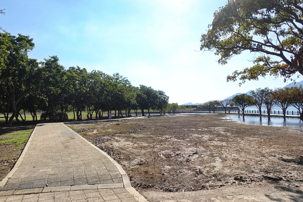 三腳南山、白馬亭、阿婆彎、大埔湖濱公園