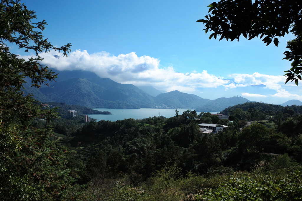 雙龍瀑布、七彩吊橋、貓囒山、後尖山