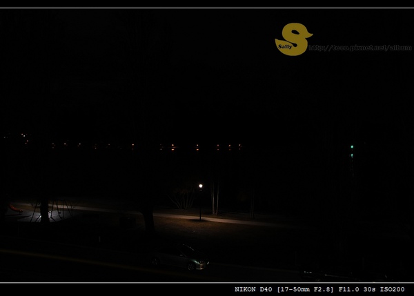 夜晚的湖景 夜晚的湖景