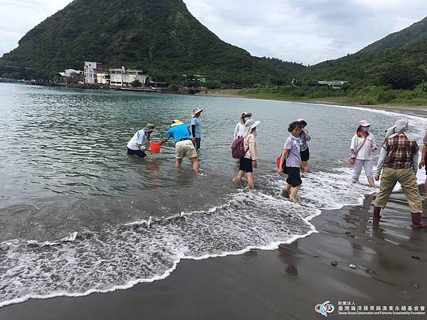 2020.08.10 花蓮放流短鰭黃鱲鰺魚苗活動3.jpg