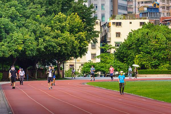 土城司法特區｜紅布朗花園｜千坪基地純住宅區17~30坪，2-