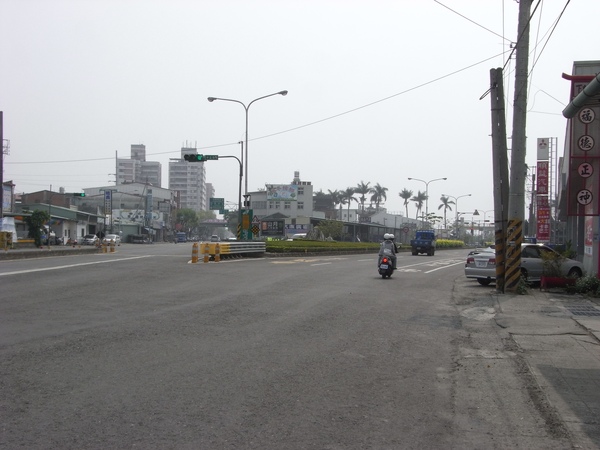 我選左邊.JPG 我選左邊.JPG