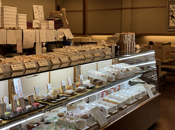大正時代至今的傳統和菓子店 - TORAYA椿山