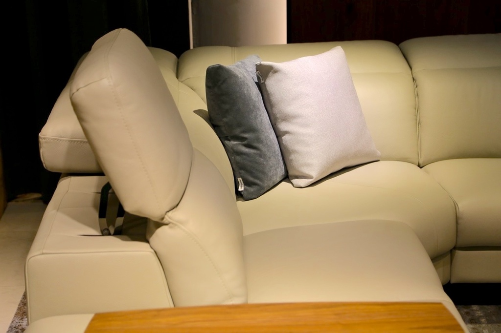 IMG_1596晶華傢俱 Large.jpeg