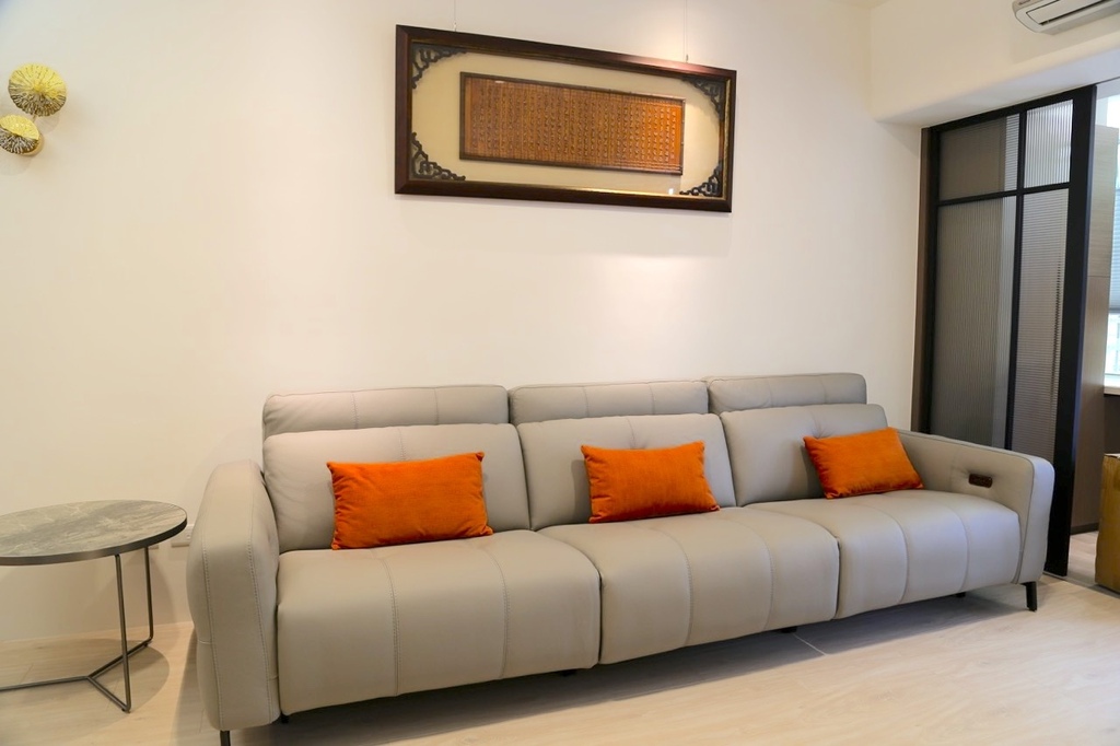 IMG_3526 Large.jpeg IMG_3526 Large.jpeg