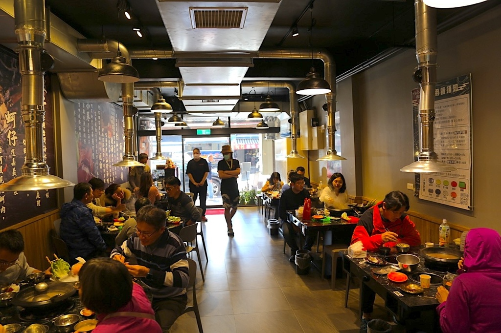 大碗螃蟹石頭火鍋IMG_8710.jpeg 大碗螃蟹石頭火鍋IMG_8710.jpeg