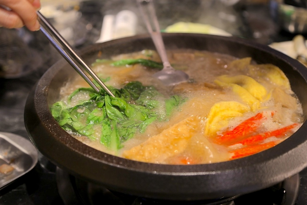 大碗螃蟹石頭火鍋IMG_8693.jpeg 大碗螃蟹石頭火鍋IMG_8693.jpeg