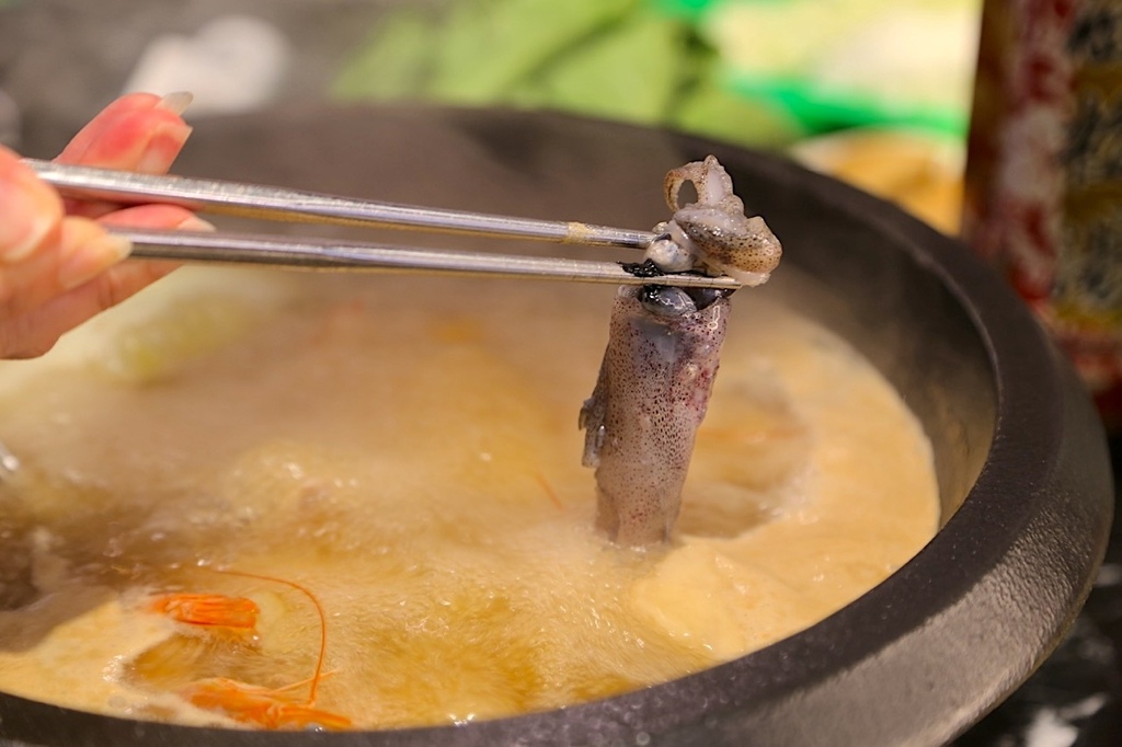 大碗螃蟹石頭火鍋IMG_8632.jpeg 大碗螃蟹石頭火鍋IMG_8632.jpeg