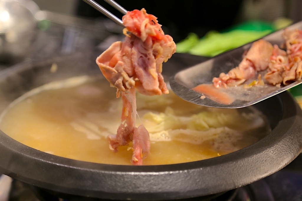 大碗螃蟹石頭火鍋IMG_8592.jpeg 大碗螃蟹石頭火鍋IMG_8592.jpeg