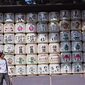 京都"某寺"外的酒牆