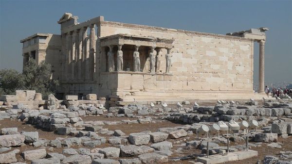 伊瑞克提翁神殿 - 女像石柱門廊