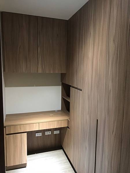 S__27082775 S__27082775