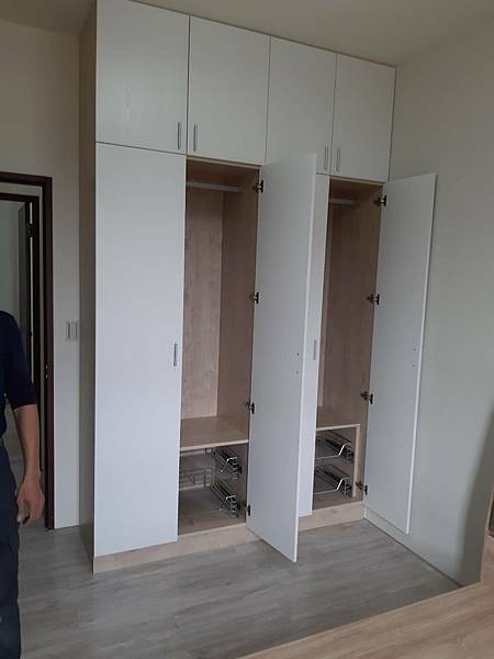 台中系統櫃設計推薦-衣櫃收納技巧大公開!從設計下手解決萬年收 台中系統櫃設計推薦-衣櫃收納技巧大公開!從設計下手解決萬年收