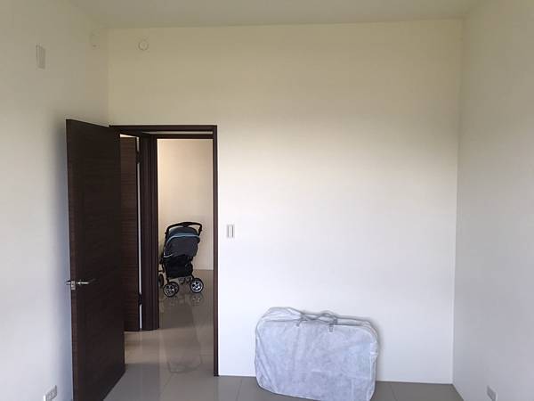 台中系統櫃設計推薦-衣櫃收納技巧大公開!從設計下手解決萬年收 台中系統櫃設計推薦-衣櫃收納技巧大公開!從設計下手解決萬年收