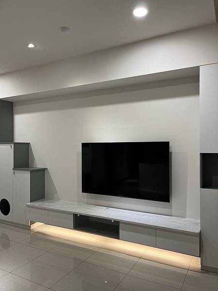 台中系統櫃設計推薦 - 溫柔莫蘭迪 打造現代小【貓】宅 調和 台中系統櫃設計推薦 - 溫柔莫蘭迪 打造現代小【貓】宅 調和