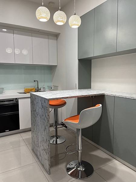 台中系統櫃設計推薦 - 溫柔莫蘭迪 打造現代小【貓】宅 調和 台中系統櫃設計推薦 - 溫柔莫蘭迪 打造現代小【貓】宅 調和