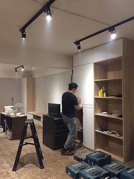 台中市將閒置的地下室空間系統櫃活化再利用 台中市將閒置的地下室空間系統櫃活化再利用