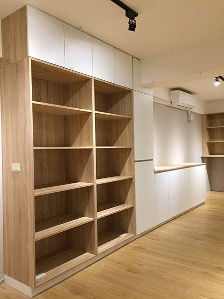 台中市將閒置的地下室空間系統櫃活化再利用 台中市將閒置的地下室空間系統櫃活化再利用