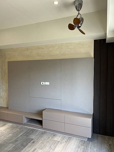 台中湯姆系統櫃,烏日同興協記系統櫃裝修,歡迎加賴免費丈量報價 台中湯姆系統櫃,烏日同興協記系統櫃裝修,歡迎加賴免費丈量報價