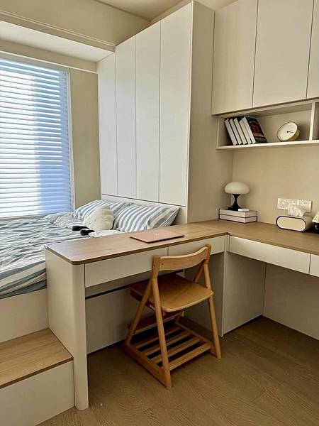 #登陽釀時光,奶油風臥室 系統櫃設計收納美學一次到位, #登陽釀時光,奶油風臥室 系統櫃設計收納美學一次到位,