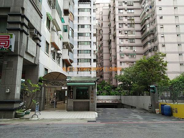 台中市北屯區敦化路一段575號16樓 翡翠皇宮小唐全省法拍屋代標代墊團隊 法拍屋代標諮詢服務 隨意窩xuite日誌