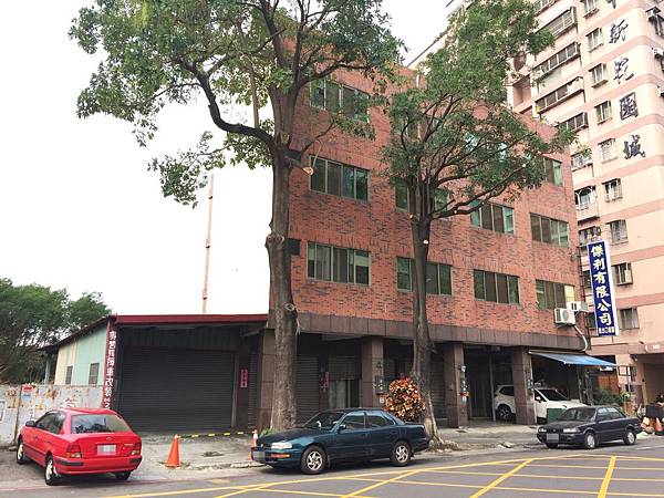 台中市大里區大智路558號透店,東峰公園小唐全省法拍屋 台中市大里區大智路558號透店,東峰公園小唐全省代標代墊