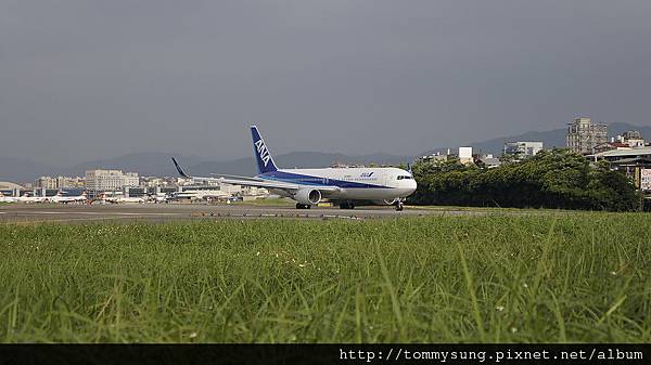 全日空 B767-300