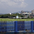 華信航空 ERJ 190-100 IGW