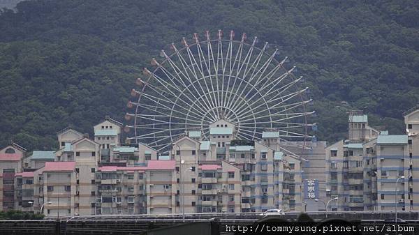 以450mm遠眺美麗華