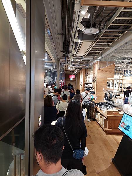 2023春 一個人的東京女子行 Day4-2 (銀座)UNI 2023春 一個人的東京女子行 Day4-2 (銀座)UNI