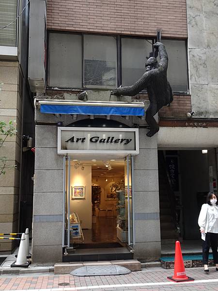 2023春 一個人的東京女子行 Day4-2 (銀座)UNI 2023春 一個人的東京女子行 Day4-2 (銀座)UNI