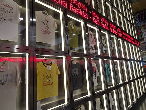 2023春 一個人的東京女子行 Day4-2 (銀座)UNI 2023春 一個人的東京女子行 Day4-2 (銀座)UNI