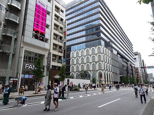 2023春 一個人的東京女子行 Day4-2 (銀座)UNI 2023春 一個人的東京女子行 Day4-2 (銀座)UNI